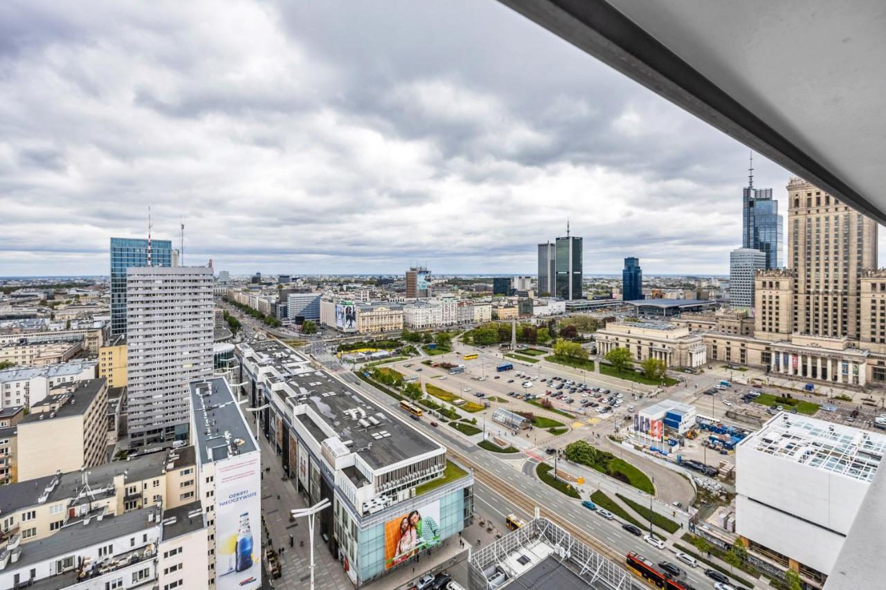 23Rd Floor 3Br Apt With Views Of Varsavia Esterno foto