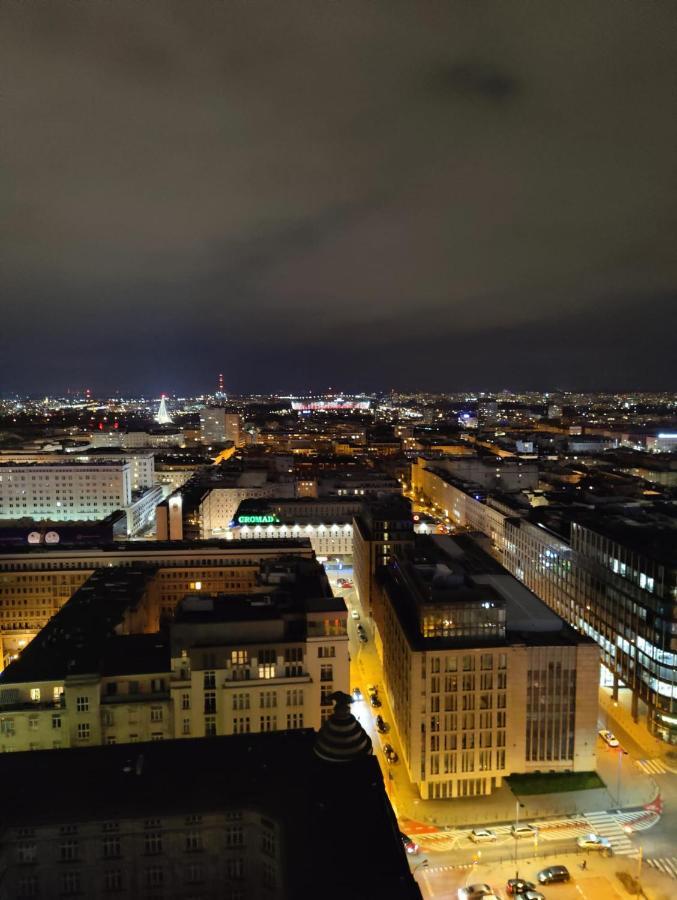 23Rd Floor 3Br Apt With Views Of Varsavia Esterno foto